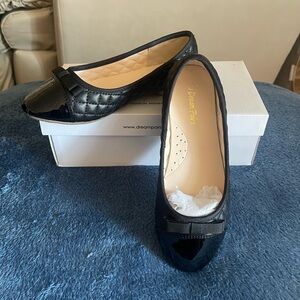 Dream Pairs Women's Quilted Black Loafers